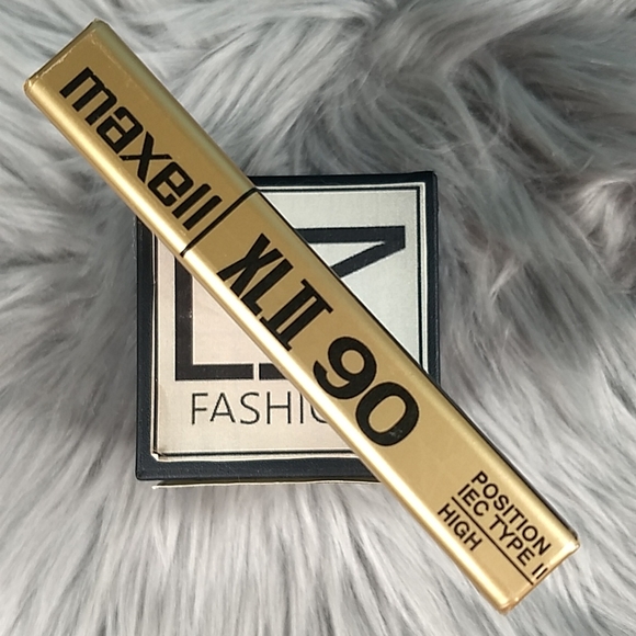 Maxell XL II 90 Black Magnetite, Factory Sealed ULTRA RARE - Picture 13 of 13